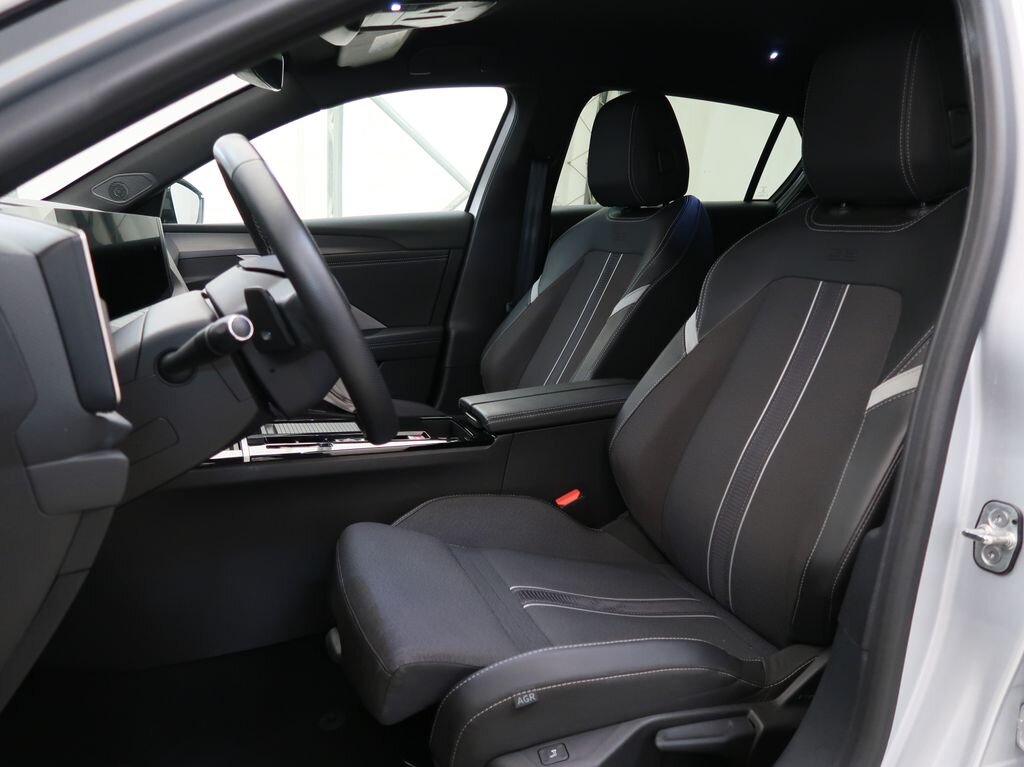 Opel Astra Hatchback 1,2 l 96 kw