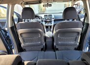 Toyota RAV4 SUV / Terénní 2,2 l 100 kw