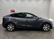 Tesla Model Y SUV / Terénní 0,0 378 kw