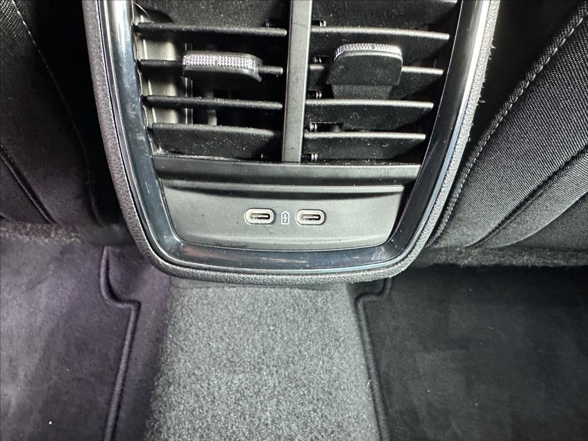 Škoda Scala Hatchback 1,5 l 110 kw