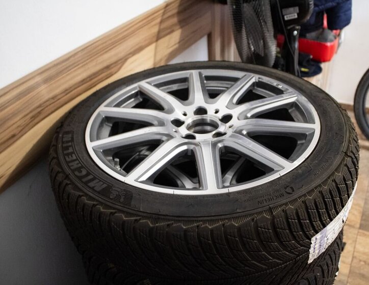 Mercedes-Benz Třídy A Hatchback 0,0 310 kw