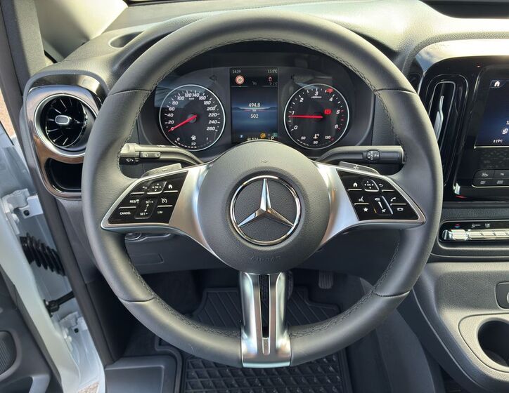 Mercedes-Benz Vito 10