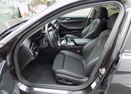 BMW Řada 5 Kombi 3,0 l 195 kw