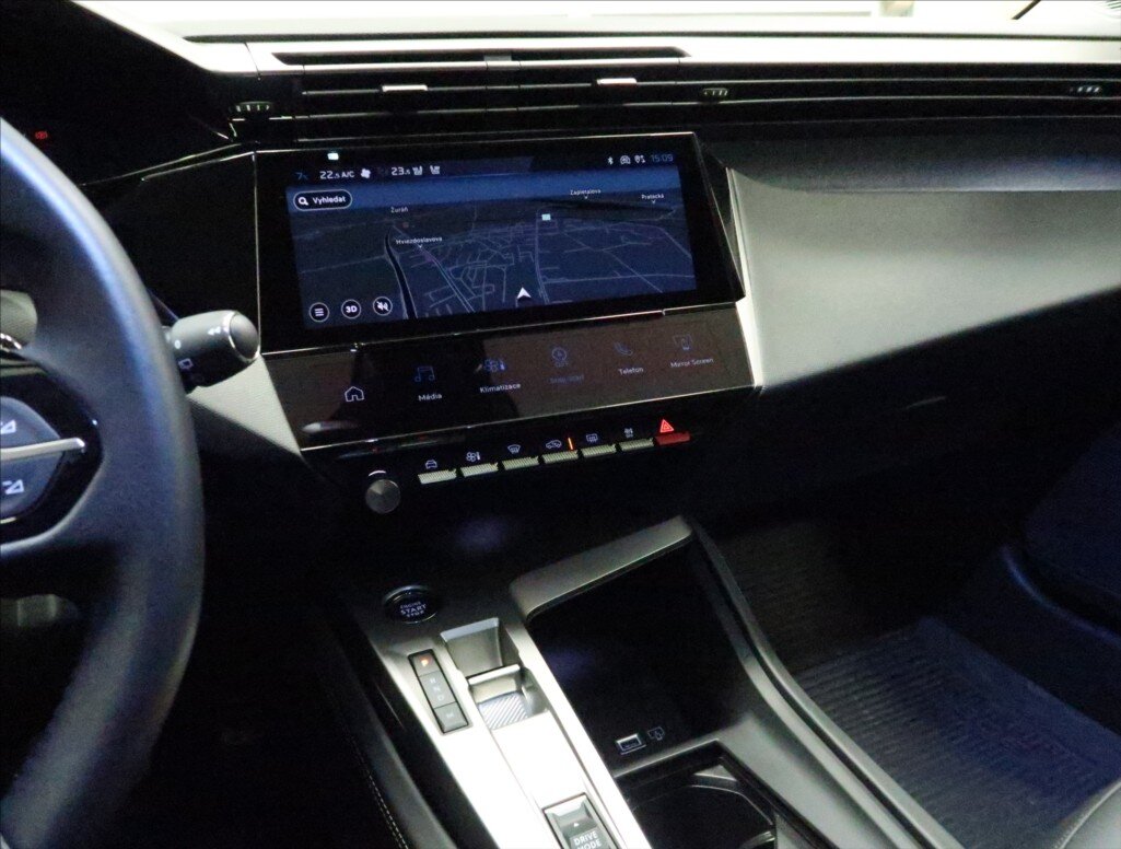 Peugeot 308 Kombi 1,5 l 96 kw