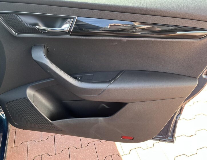 Škoda Karoq SUV / Terénní 1,5 l 110 kw