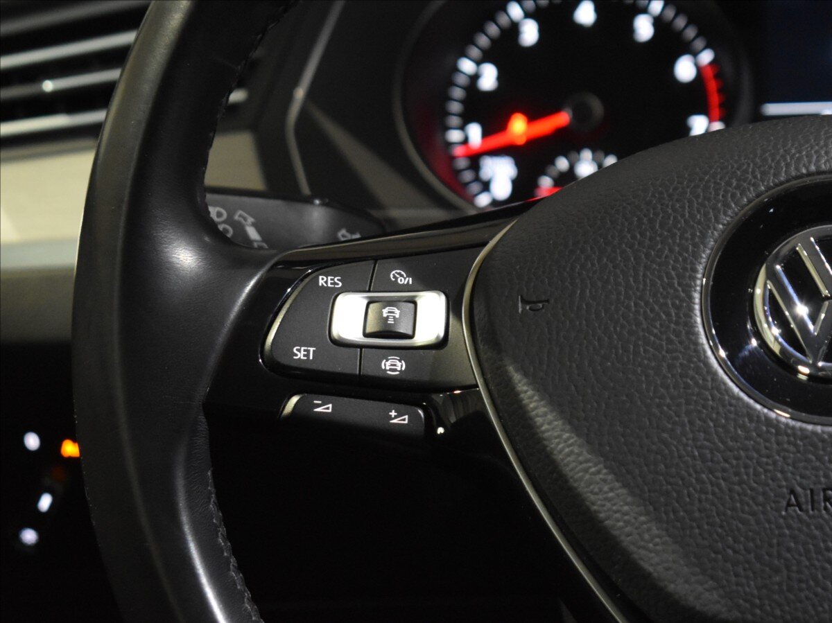 Volkswagen Arteon Liftback 1,5 l 110 kw