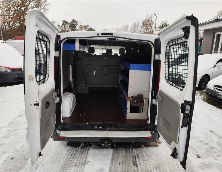 Opel Vivaro 37