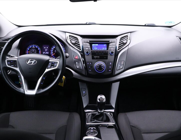 Hyundai i40 Kombi 1,6 l 99 kw