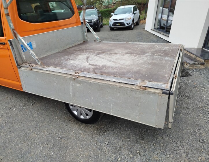 Volkswagen Transporter 22