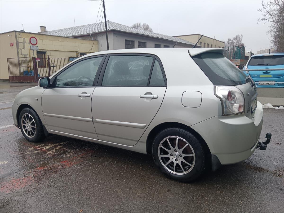 Toyota Corolla Hatchback 1,4 l 66 kw