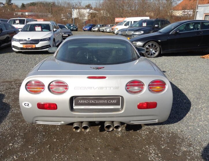 Chevrolet Corvette Kupé 5,7 l 253 kw
