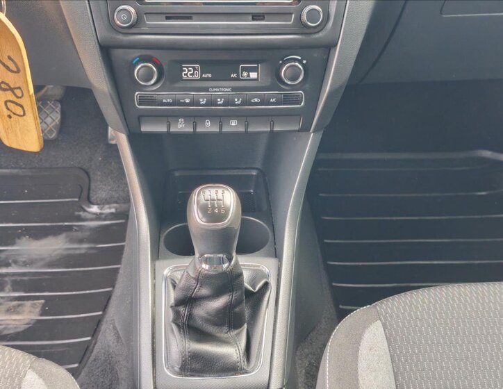 Škoda Rapid Hatchback 1,2 l 77 kw