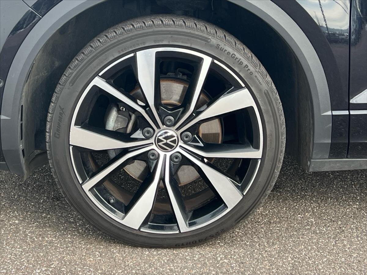 Volkswagen T-Roc SUV 1,5 l 110 kw