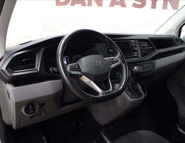 Volkswagen Caravelle Kombi 2,0 l 110 kw