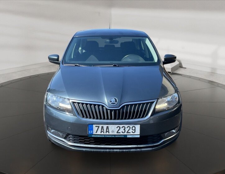 Škoda Rapid Sedan / Limuzína 1,6 l 85 kw