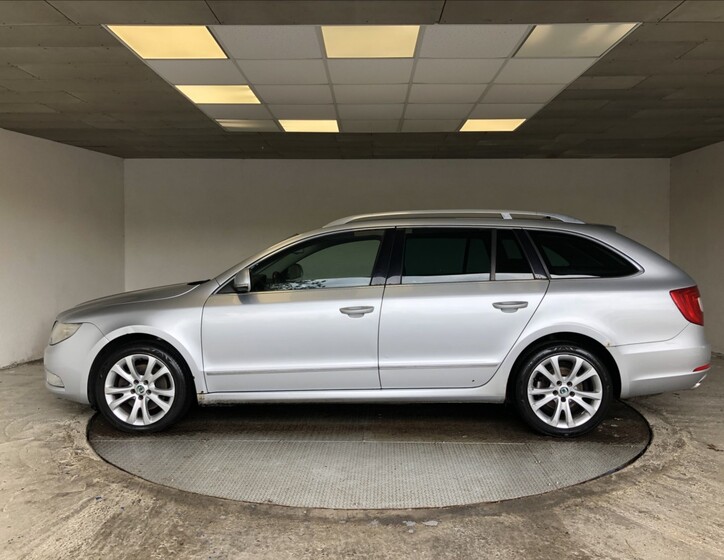Škoda Superb 2