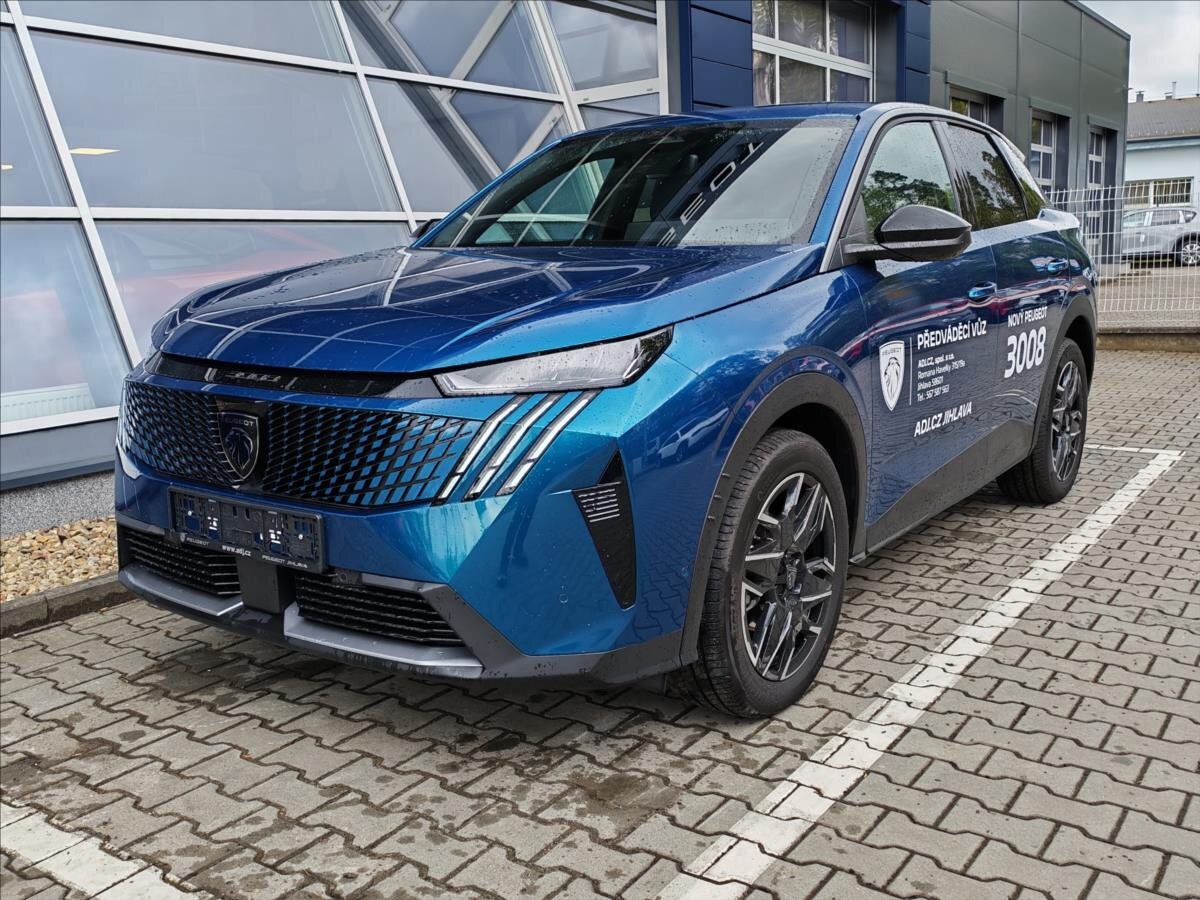 Peugeot 3008 SUV / Terénní 1,2 l 107 kw
