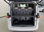 Volkswagen Multivan 32