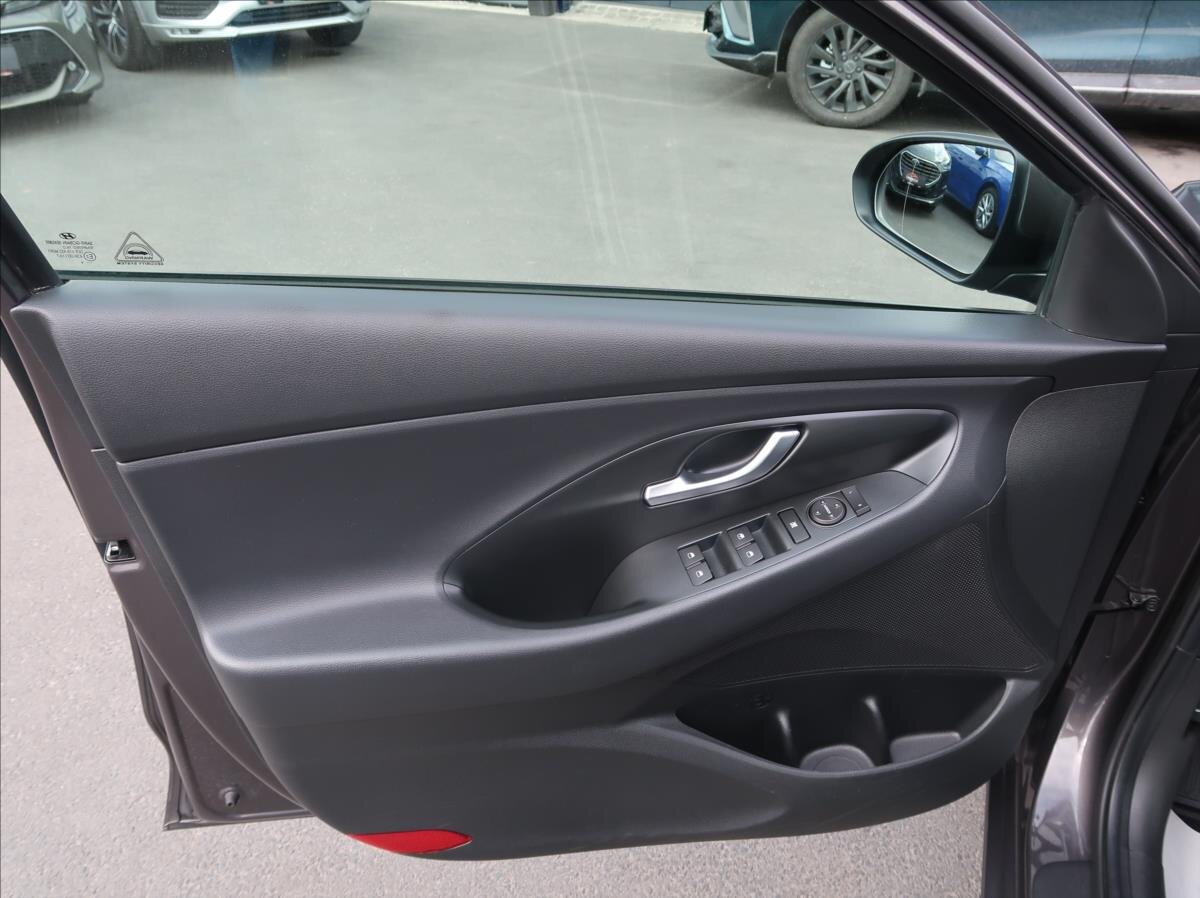 Hyundai i30 Hatchback 1,4 l 73 kw