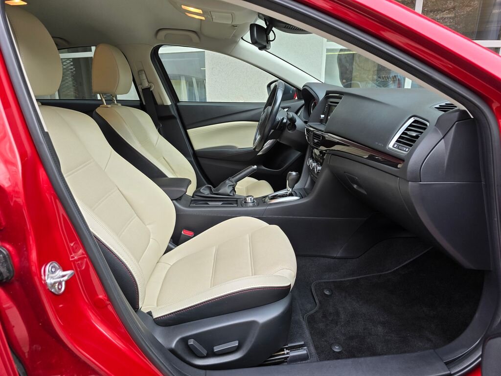 Mazda 6 Sedan 2,5 l 141 kw