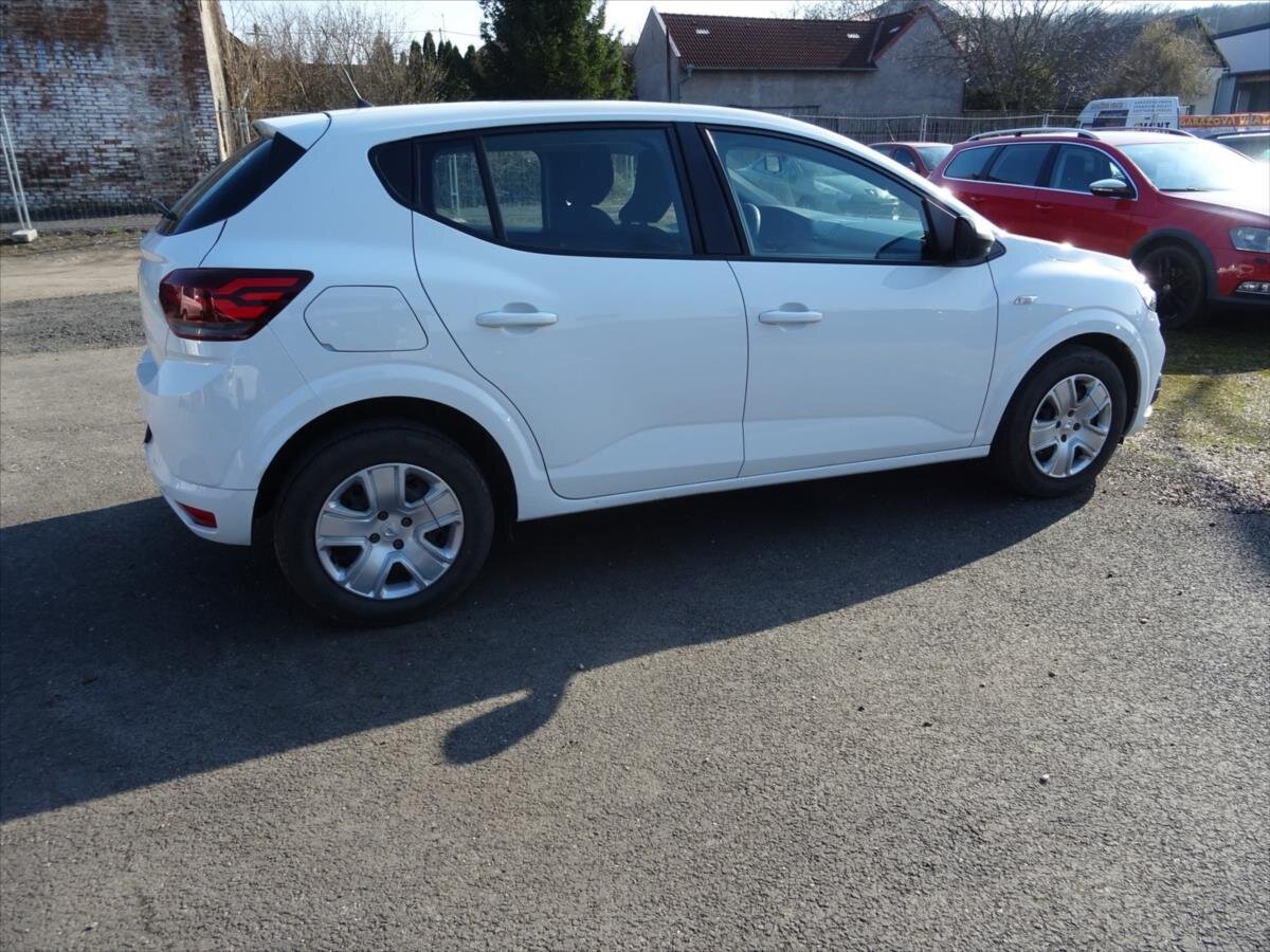 Dacia Sandero Hatchback 999,0 67 kw