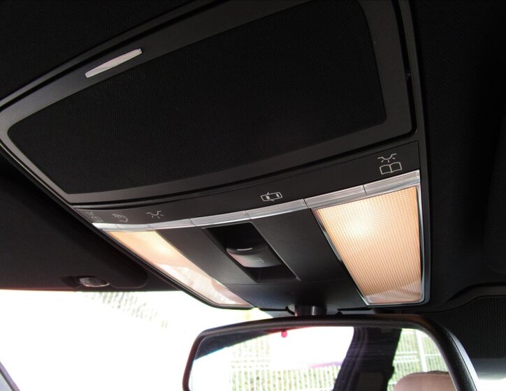 Mercedes-Benz Třídy S Sedan / Limuzína 4,0 l 235 kw