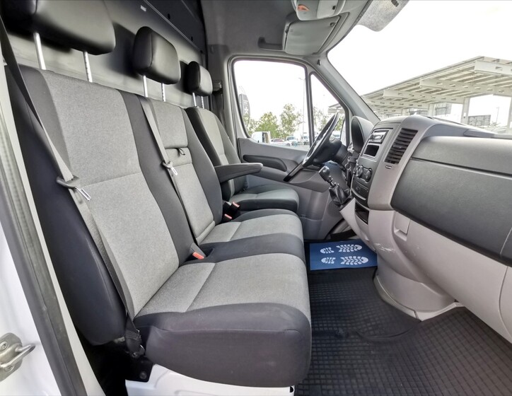 Volkswagen Crafter 7