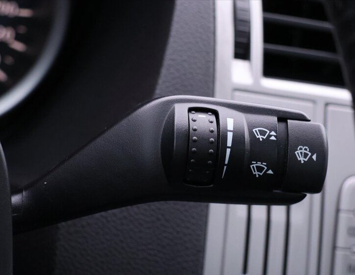 Ford Kuga SUV / Terénní 2,0 l 103 kw