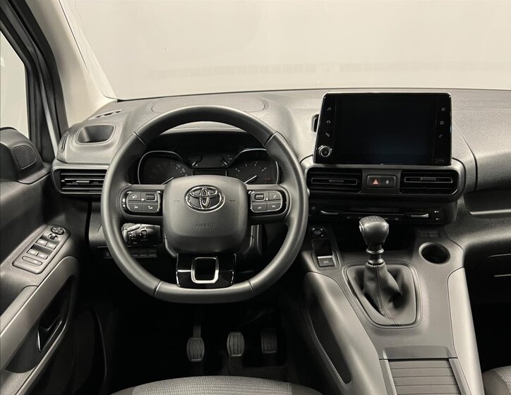 Toyota ProAce City Verso MPV 1,5 l 96 kw