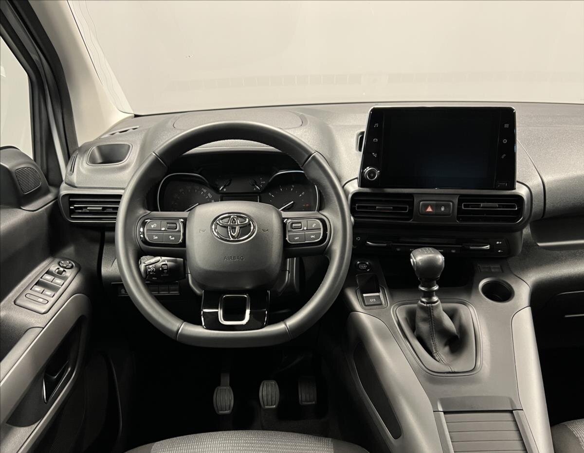 Toyota ProAce City Verso MPV 1,5 l 96 kw