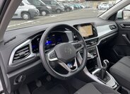Volkswagen T-Roc 18