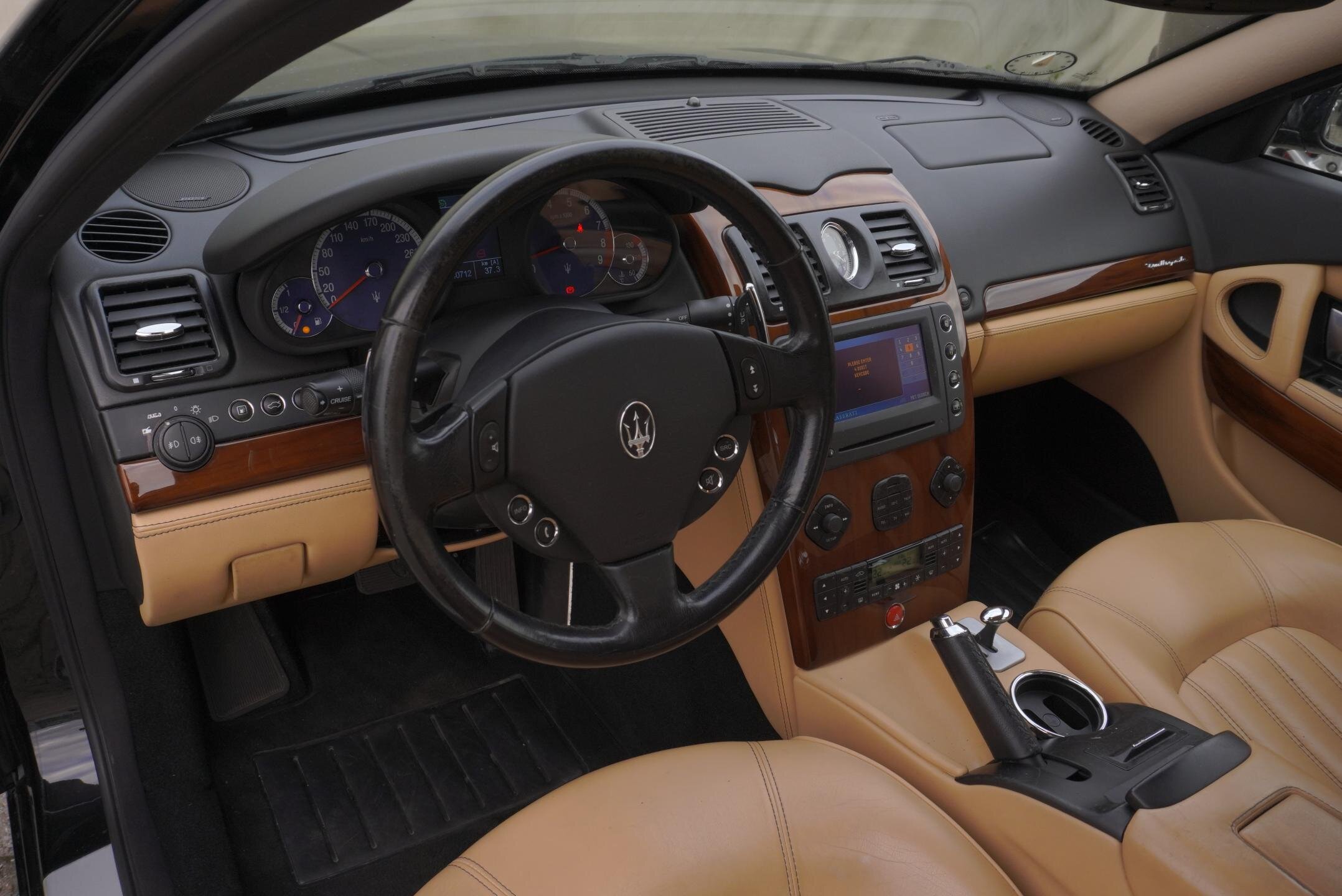 Maserati Quattroporte Sedan 4,2 l 295 kw