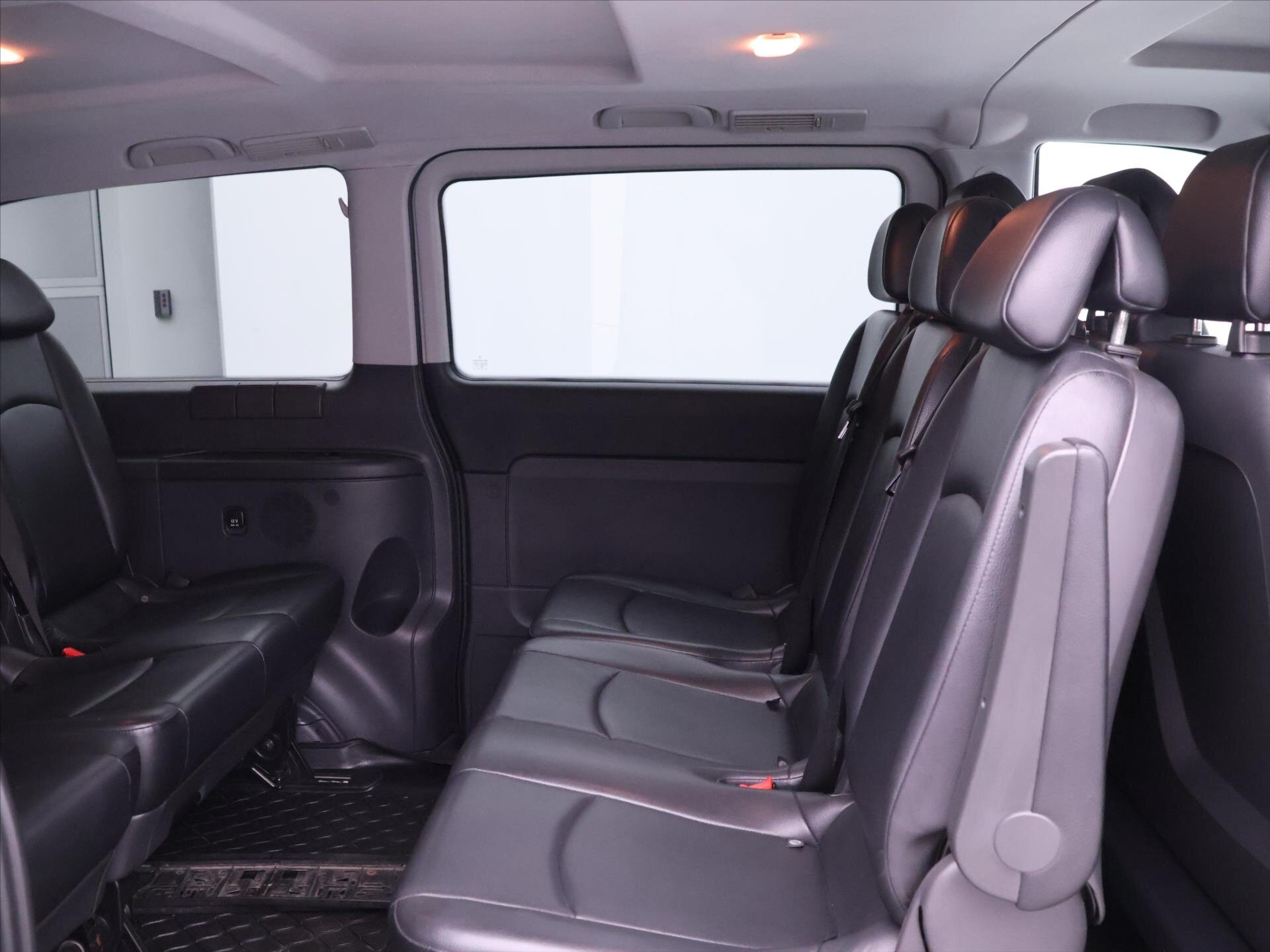 Mercedes-Benz Vito VAN / Minibus 2,1 l 100 kw