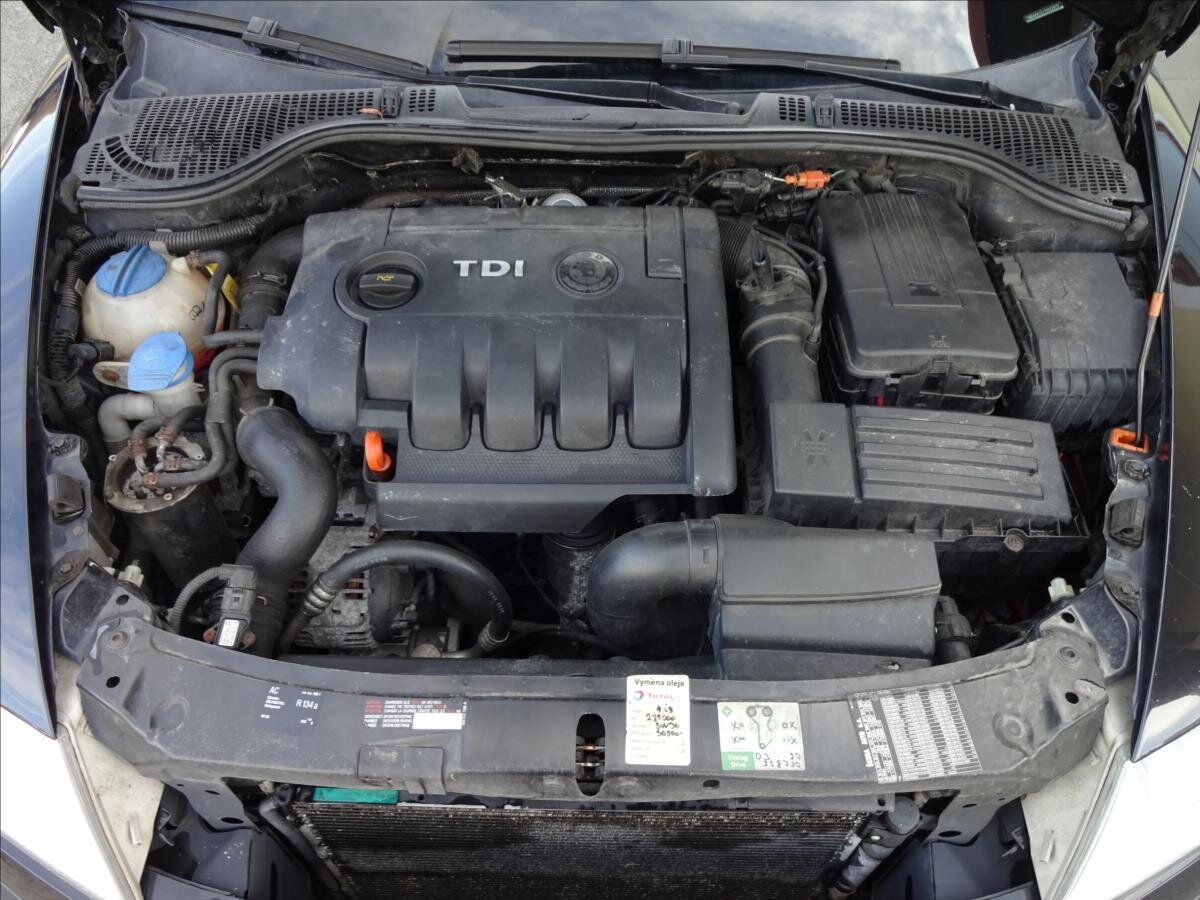 Škoda Octavia Kombi 2,0 l 103 kw