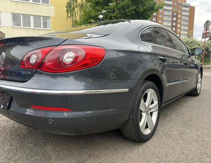 Volkswagen Passat CC 10