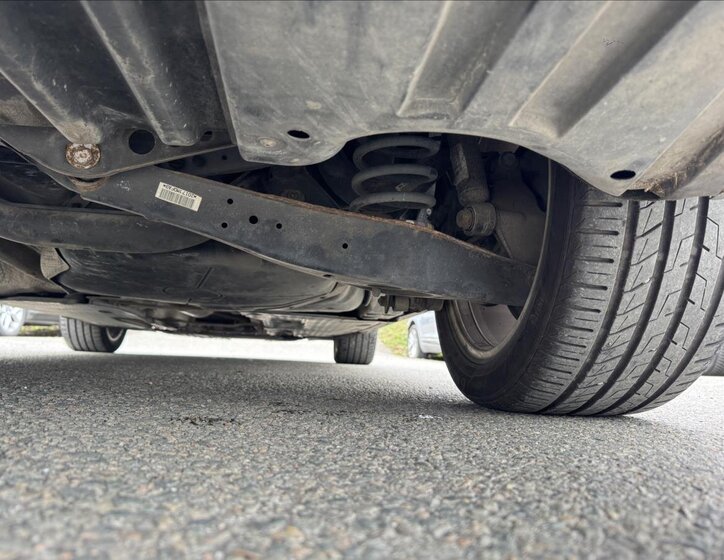 Volkswagen Passat Kombi 2,0 l 103 kw