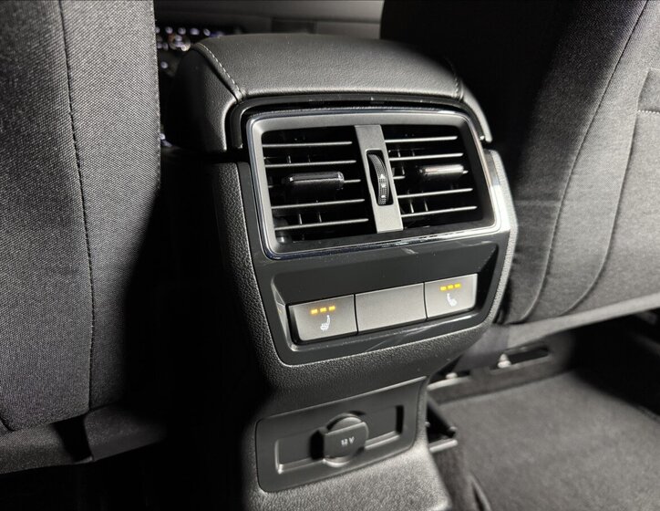 Škoda Karoq SUV 2,0 l 110 kw