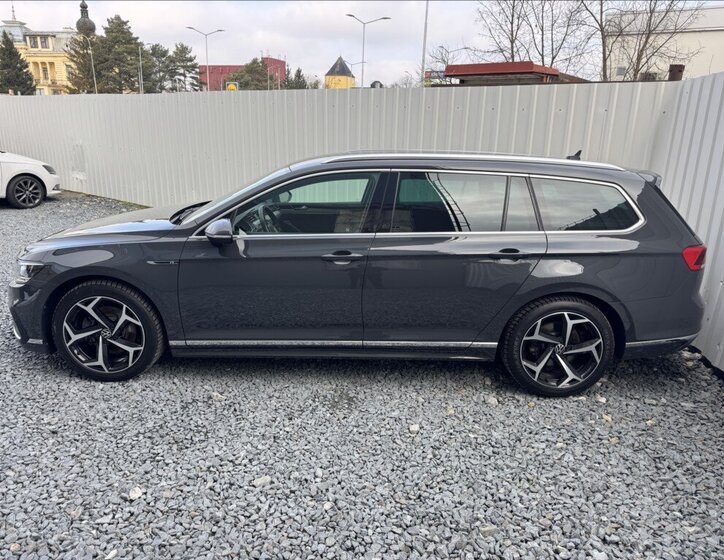 Volkswagen Passat Kombi 1,5 l 110 kw