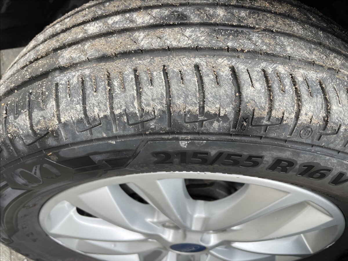 Ford Mondeo Kombi 2,0 l 103 kw