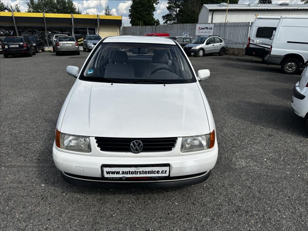 Volkswagen Polo Hatchback 1,0 l 33 kw