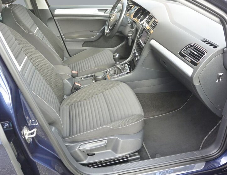 Volkswagen Golf Kombi 2,0 l 110 kw