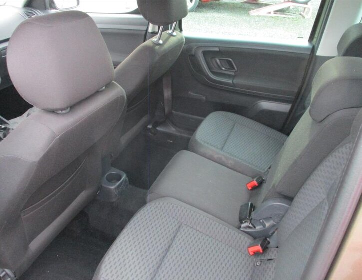 Škoda Roomster 14