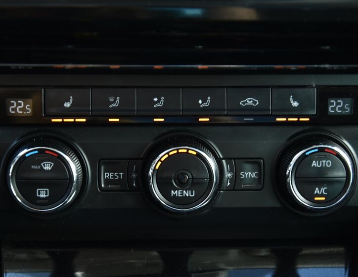 Škoda Superb Kombi 2,0 l 140 kw