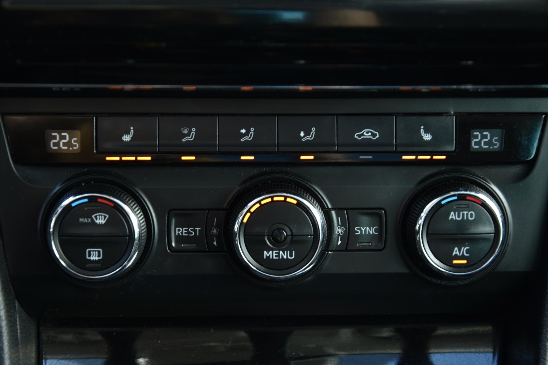 Škoda Superb Kombi 2,0 l 140 kw