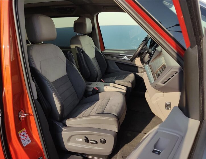 Volkswagen Multivan MPV 2,0 l 110 kw