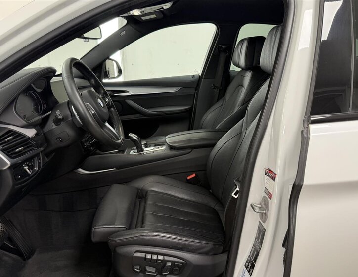 BMW X6 SUV 3,0 l 280 kw