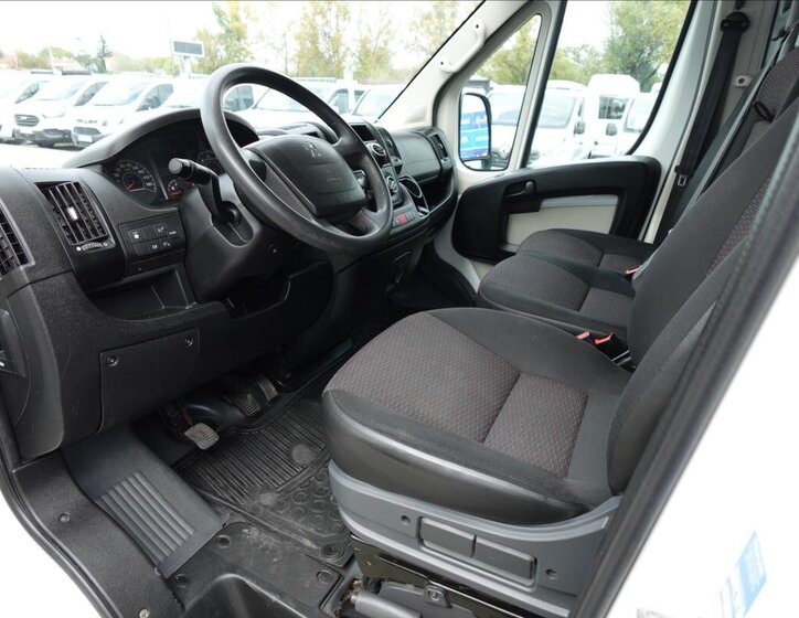Peugeot Boxer Ostatní 2,0 l 96 kw