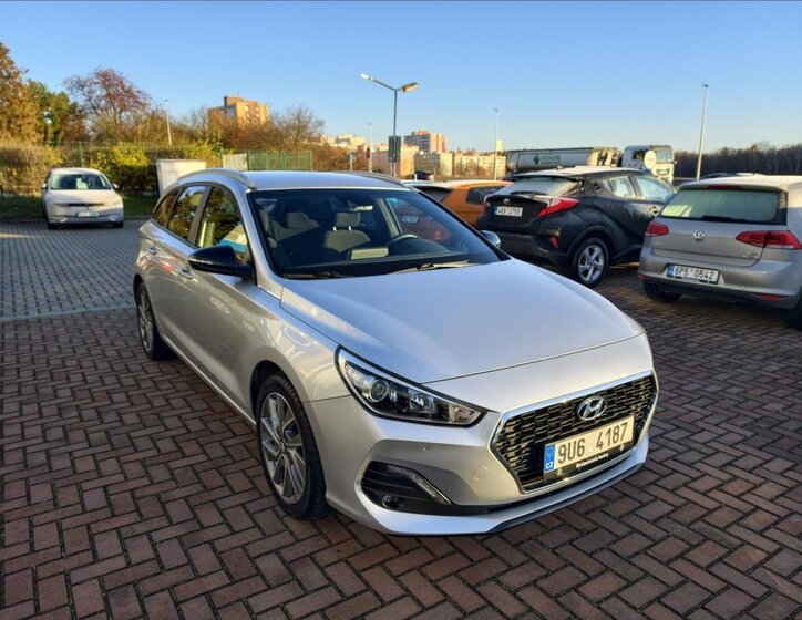 Hyundai i30 Kombi 1,4 l 103 kw
