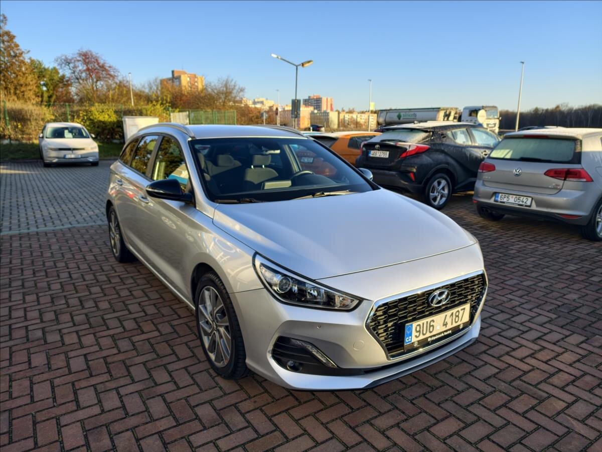 Hyundai i30 Kombi 1,4 l 103 kw