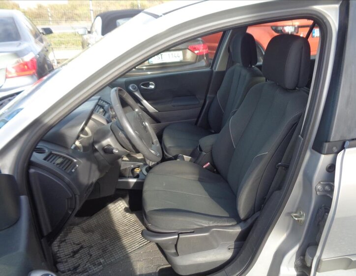 Renault Mégane Hatchback 1,4 l 72 kw